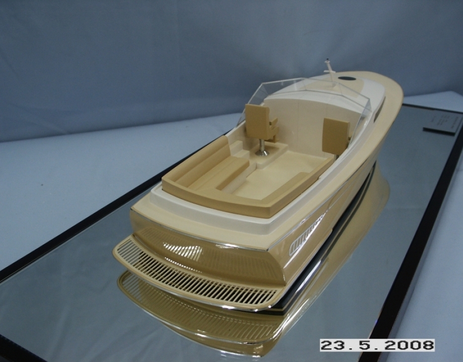Davinci 30 scale model