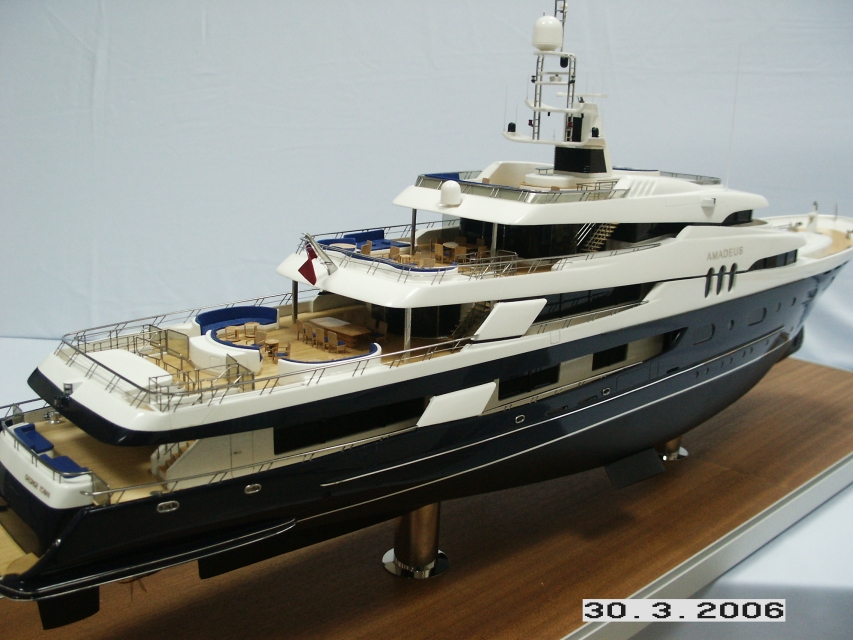 AMADEUS scale models | Model MM